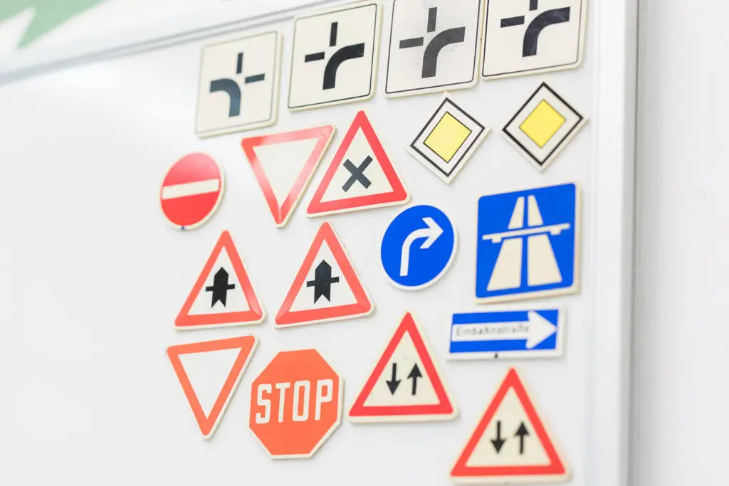 Fahrschule Fehr: Theorie und Ferienkurse